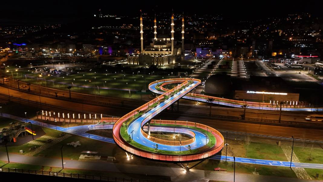 Bakan Uraloğlu sayısını bile verdi: Konya-Aksaray Devlet Yolu'na ekolojik köprü geliyor! 3